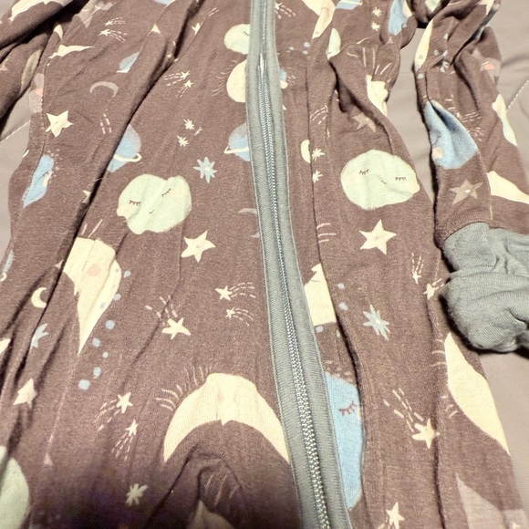 Little  sleepies moon kids One Piece 6-12 - Picture 2 of 6